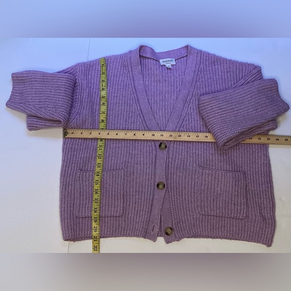 Hudson lilac button up sweater
Lg. - Picture 4 of 9
